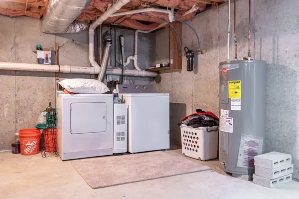 $295,000 | 107 Glengarry Drive, Unit 107, Stratham, NH 03885