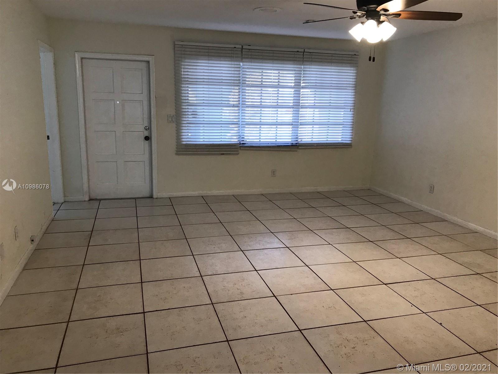 2980 Northeast 19th Terrace, Unit B Lighthouse Point, FL 33064 - Photo 4 of 16