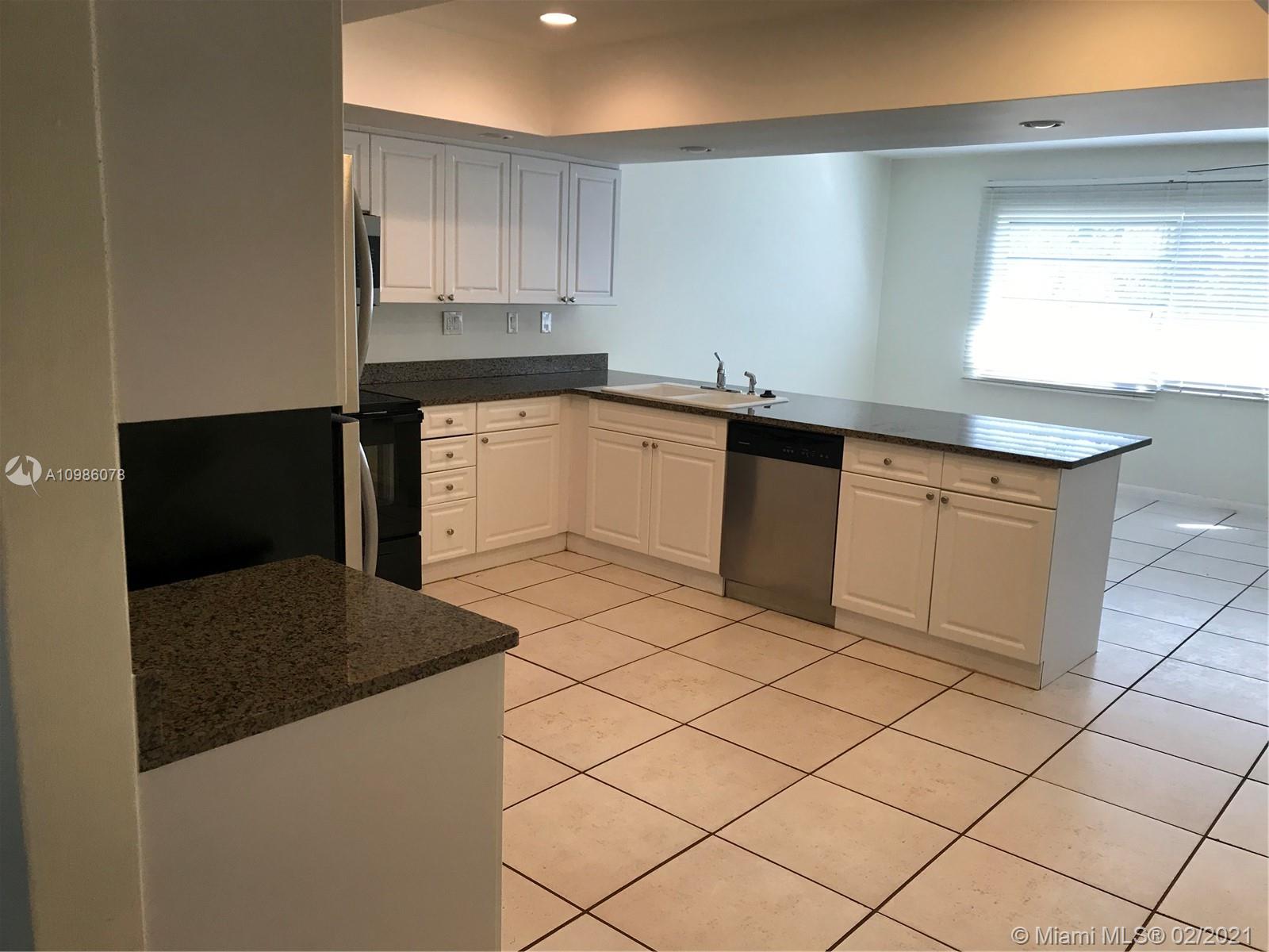 2980 Northeast 19th Terrace, Unit B Lighthouse Point, FL 33064 - Photo 5 of 16