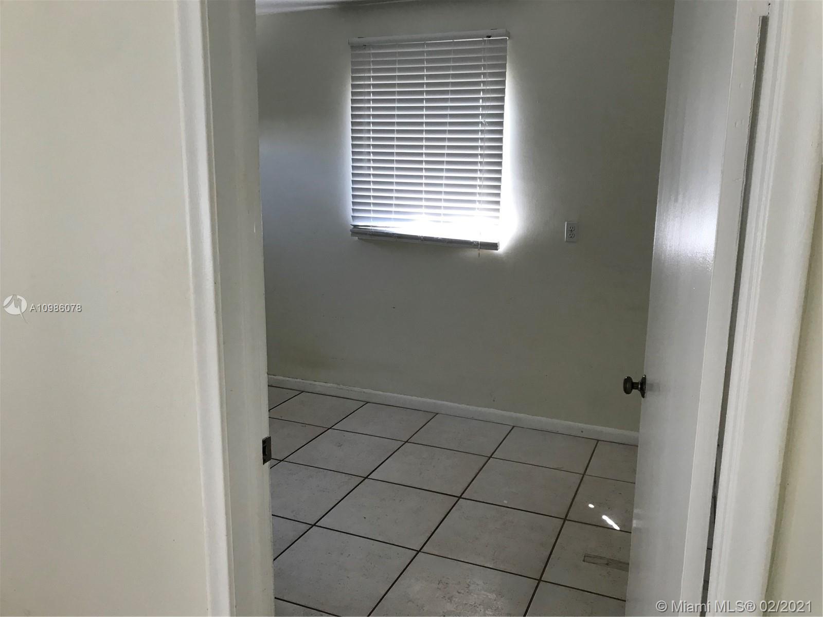2980 Northeast 19th Terrace, Unit B Lighthouse Point, FL 33064 - Photo 9 of 16