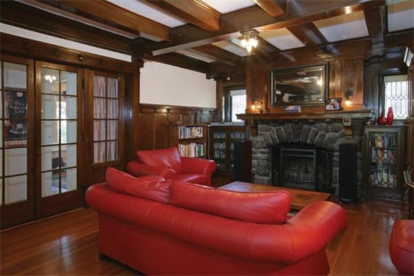 4 Egremont Road, Unit 4 Boston, MA 02135 - Photo 3 of 6