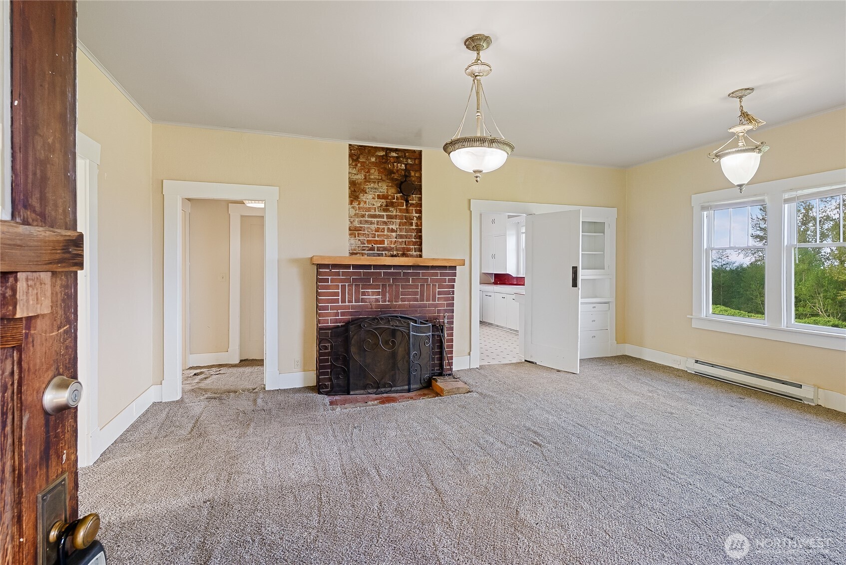 399 East Smith Road Bellingham, WA 98226 - Photo 5 of 40