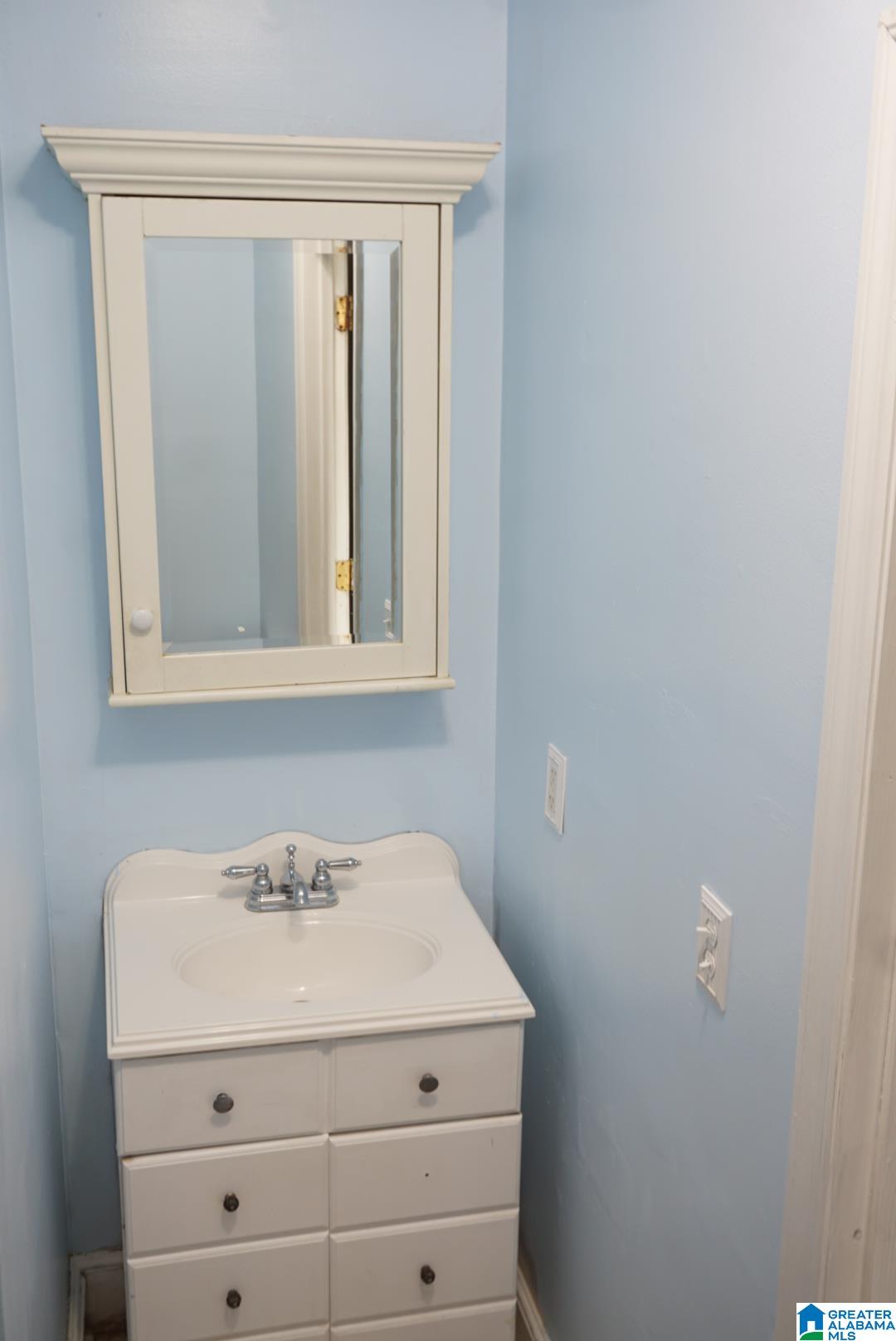 1421 Airport Road Oxford, AL 36203 - Photo 11 of 30