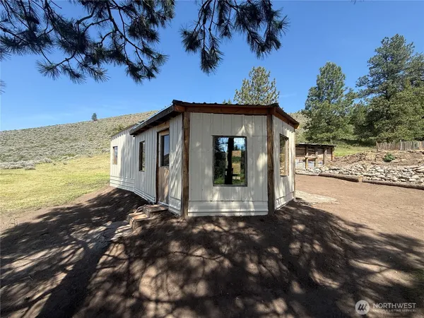 $119,900 | 174 North Lambert Lane, Republic, WA 99166