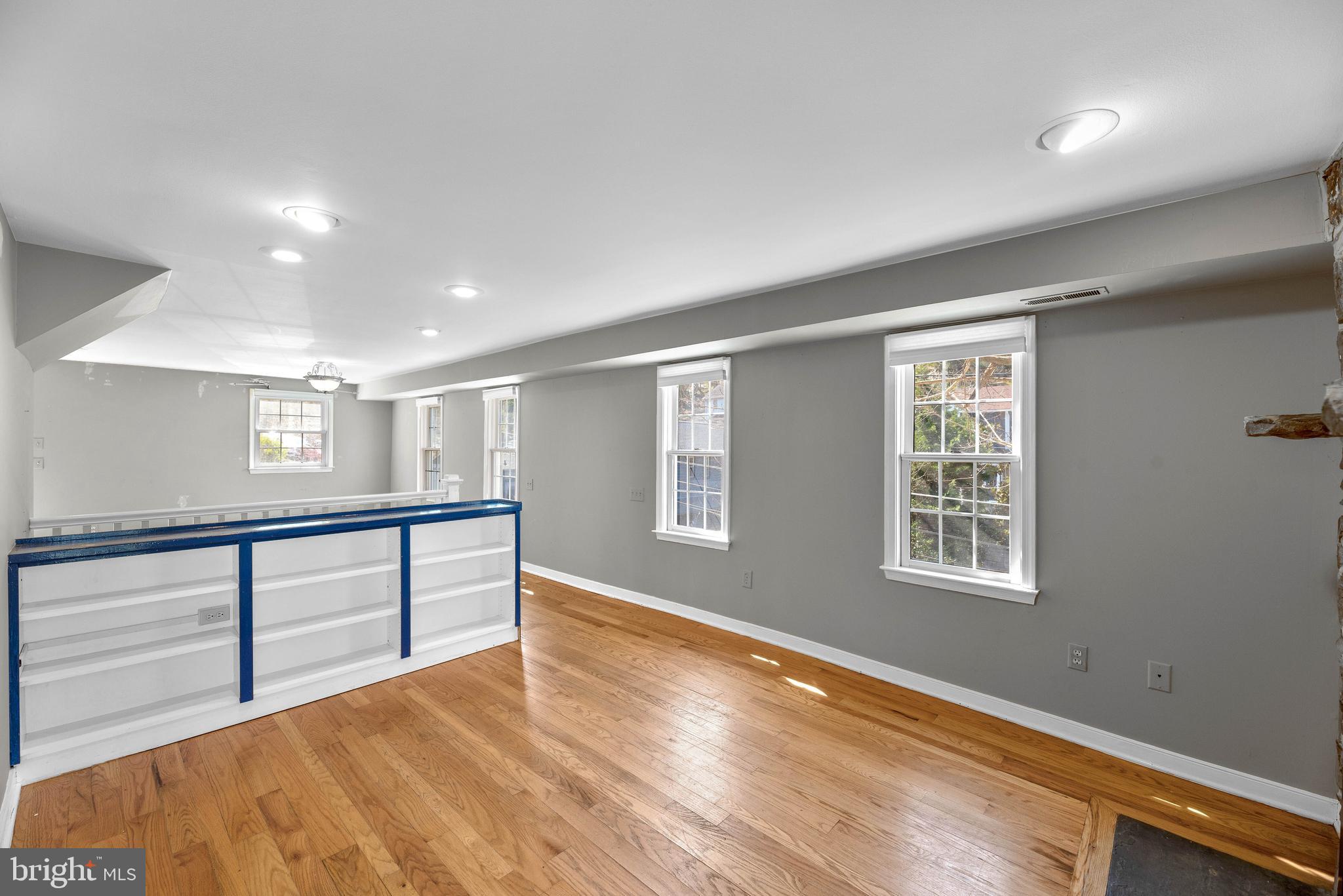 786 Hollow Road Ellicott City, MD 21043 - Photo 10 of 27 Living Area