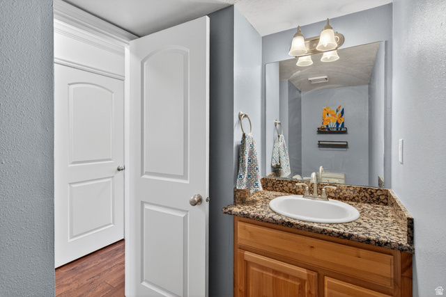 146 East 100 South, Unit 4 Bountiful, UT 84010 - Photo 7 of 41