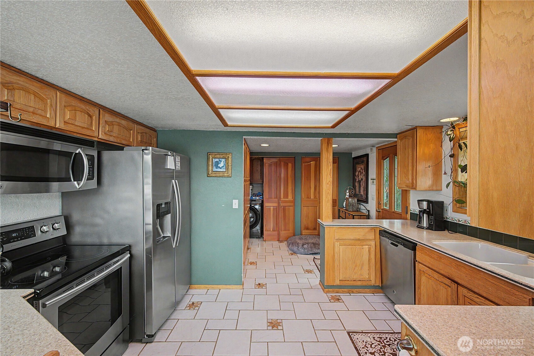 2410 South Lake Roesiger Road Snohomish, WA 98290 - Photo 8 of 40