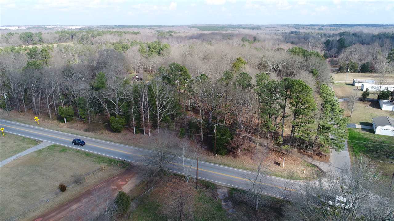 1103 Fairview Road Simpsonville, SC 29680 - Photo 3 of 11