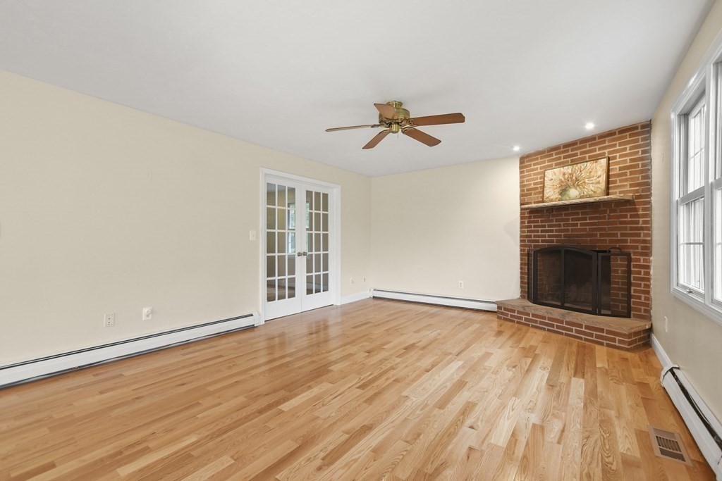414 Andover Street Georgetown, MA 01833 - Photo 12 of 26