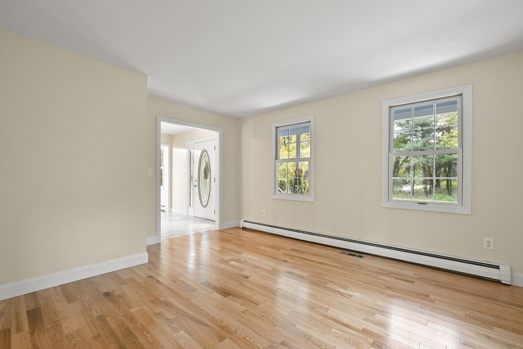 414 Andover Street Georgetown, MA 01833 - Photo 8 of 26