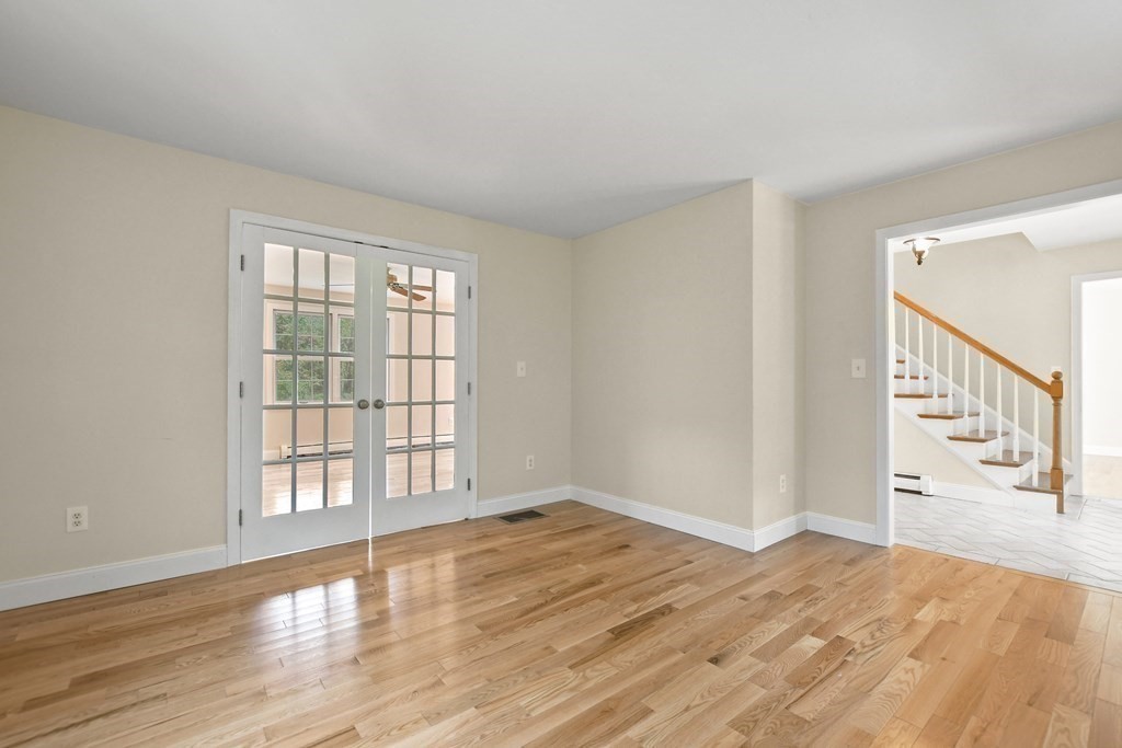 414 Andover Street Georgetown, MA 01833 - Photo 9 of 26