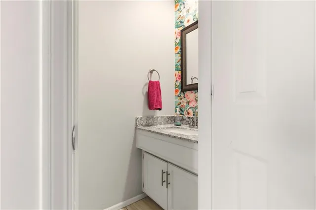 $440,000 | 1701 East Sheridan Bridge Lane, Olathe, KS 66062