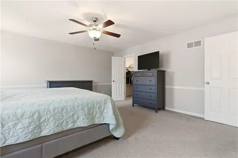 $440,000 | 1701 East Sheridan Bridge Lane, Olathe, KS 66062