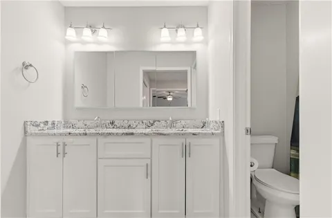 $440,000 | 1701 East Sheridan Bridge Lane, Olathe, KS 66062