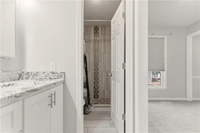 $440,000 | 1701 East Sheridan Bridge Lane, Olathe, KS 66062