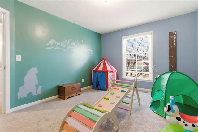 $440,000 | 1701 East Sheridan Bridge Lane, Olathe, KS 66062