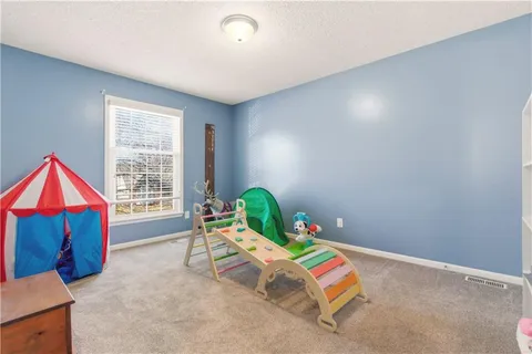 $440,000 | 1701 East Sheridan Bridge Lane, Olathe, KS 66062