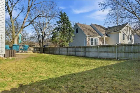 $440,000 | 1701 East Sheridan Bridge Lane, Olathe, KS 66062