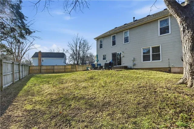 $440,000 | 1701 East Sheridan Bridge Lane, Olathe, KS 66062