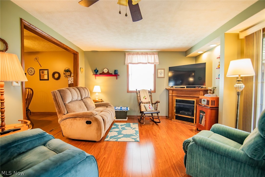 808 28th Street Vienna, WV 26105 - Photo 26 of 47