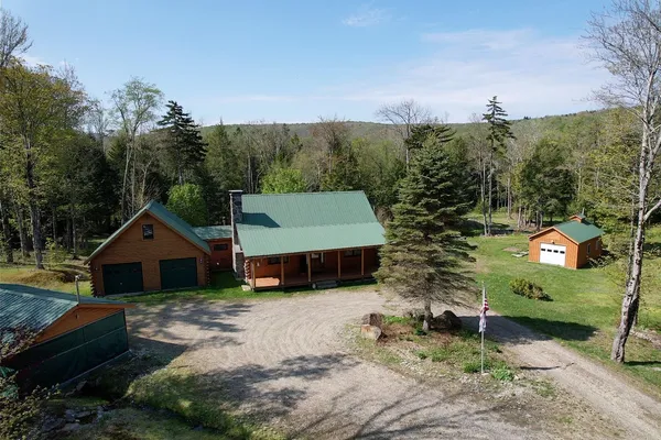 $774,000 | 619 Stratton Arlington Road, Stratton, VT 05360