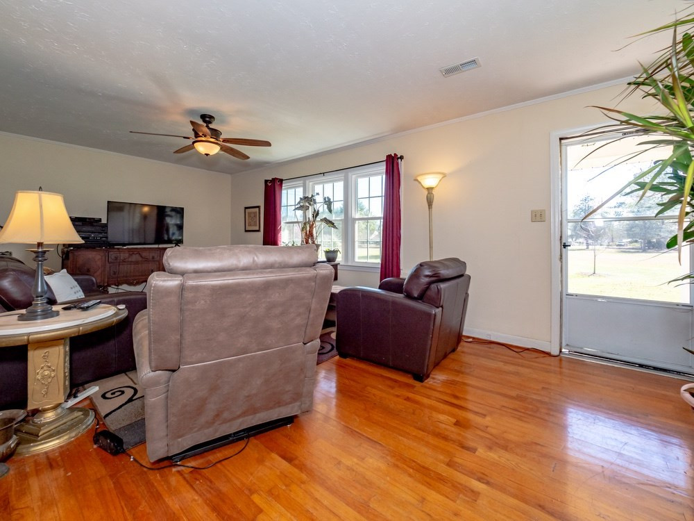 51 Vining Road Sumter, SC 29150 - Photo 8 of 31