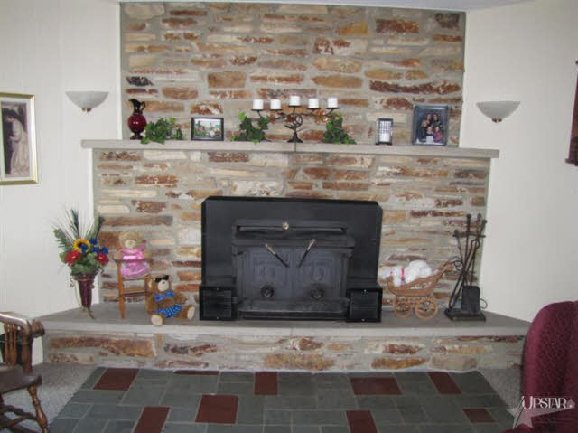 9021 East Paulding Road New Haven, IN 46774 - Photo 2 of 21