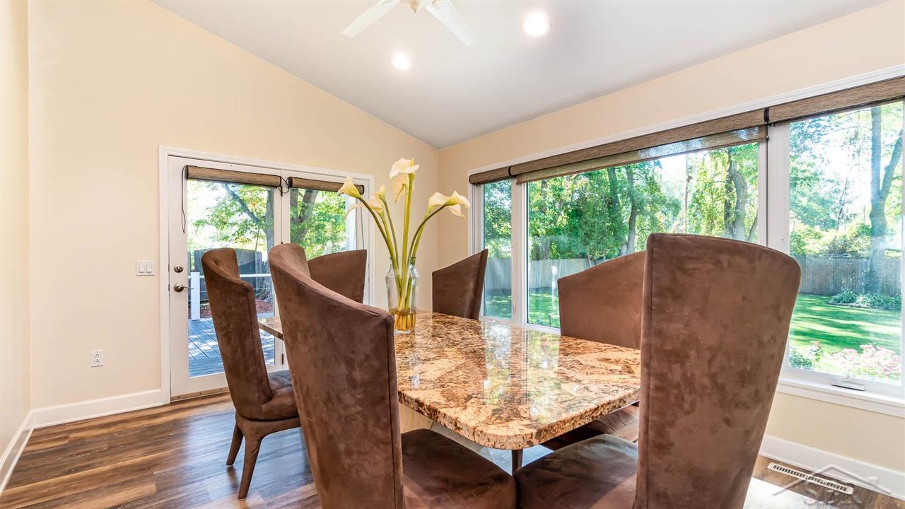 405 Richards Road Bay City, MI 48706 - Photo 14 of 38 Dining Room