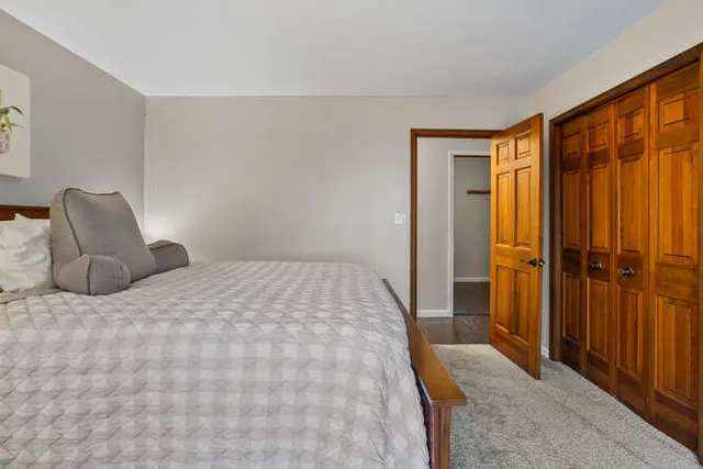 a view of utility room