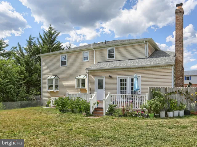 $430,000 | 979 Pennsylvania Avenue, Harrisburg, PA 17112