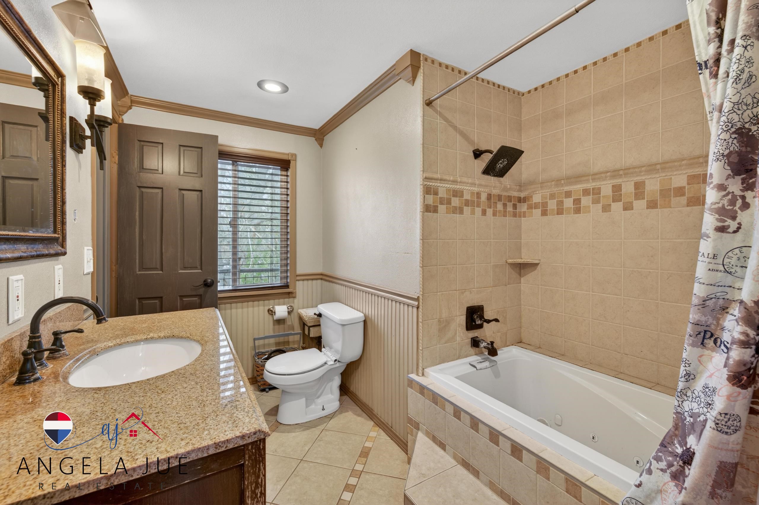 3520 Washakie Street Casper, WY 82609 - Photo 15 of 33