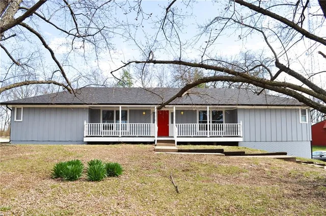 $199,900 | 4582 Highway 169, King City, MO 64463