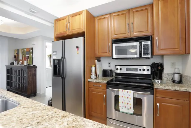 $645,000 | 3210 Northeast 5th Street, Unit 202, Pompano Beach, FL 33062