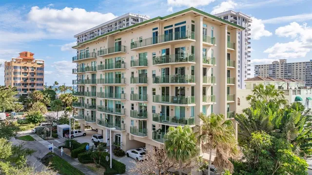$645,000 | 3210 Northeast 5th Street, Unit 202, Pompano Beach, FL 33062