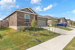 $2,095 | 211 Camargue Drive, Hutto, TX 78634