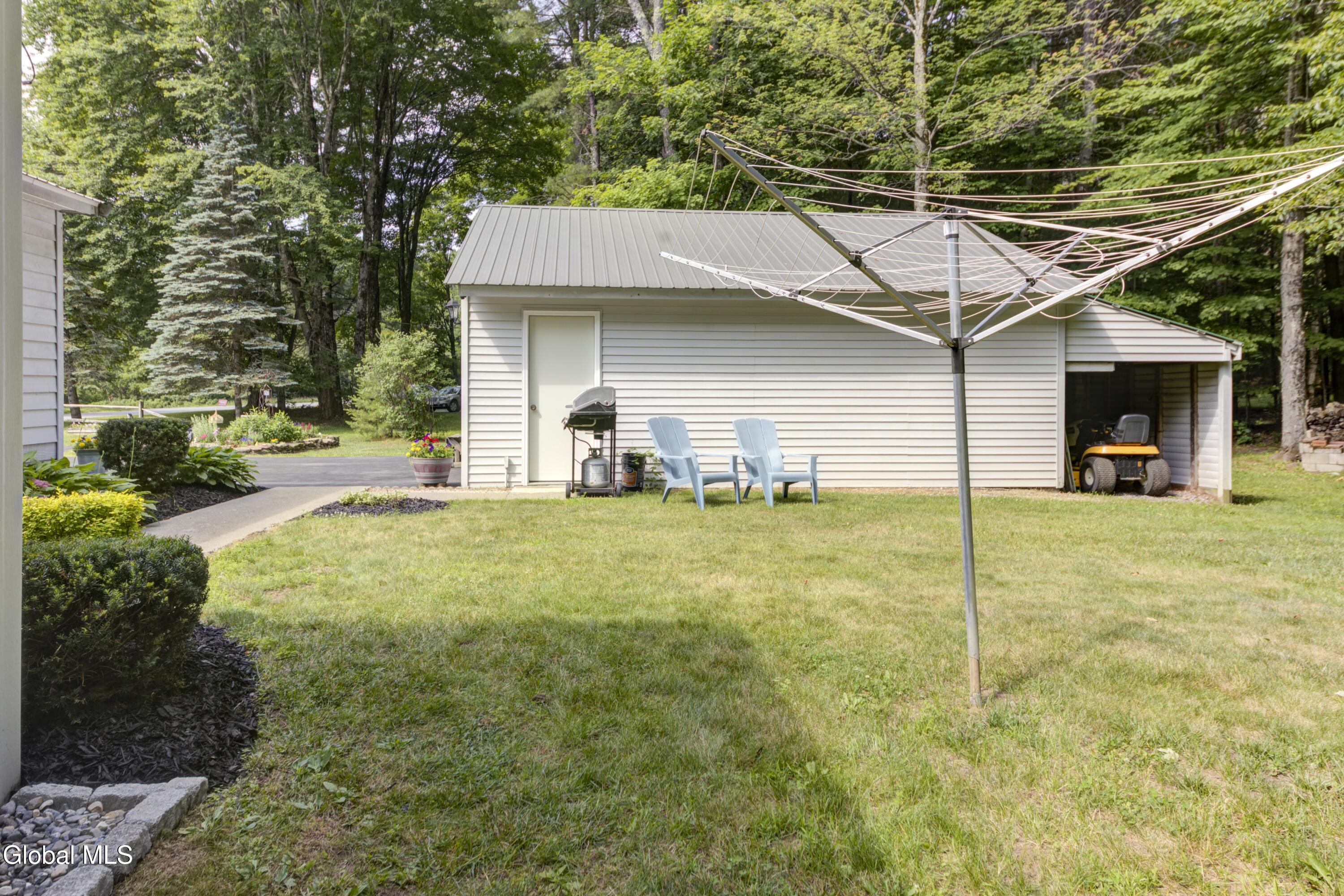 658 Coy Road Greenfield, NY 12833 - Photo 7 of 34 658 Coy Rd-6