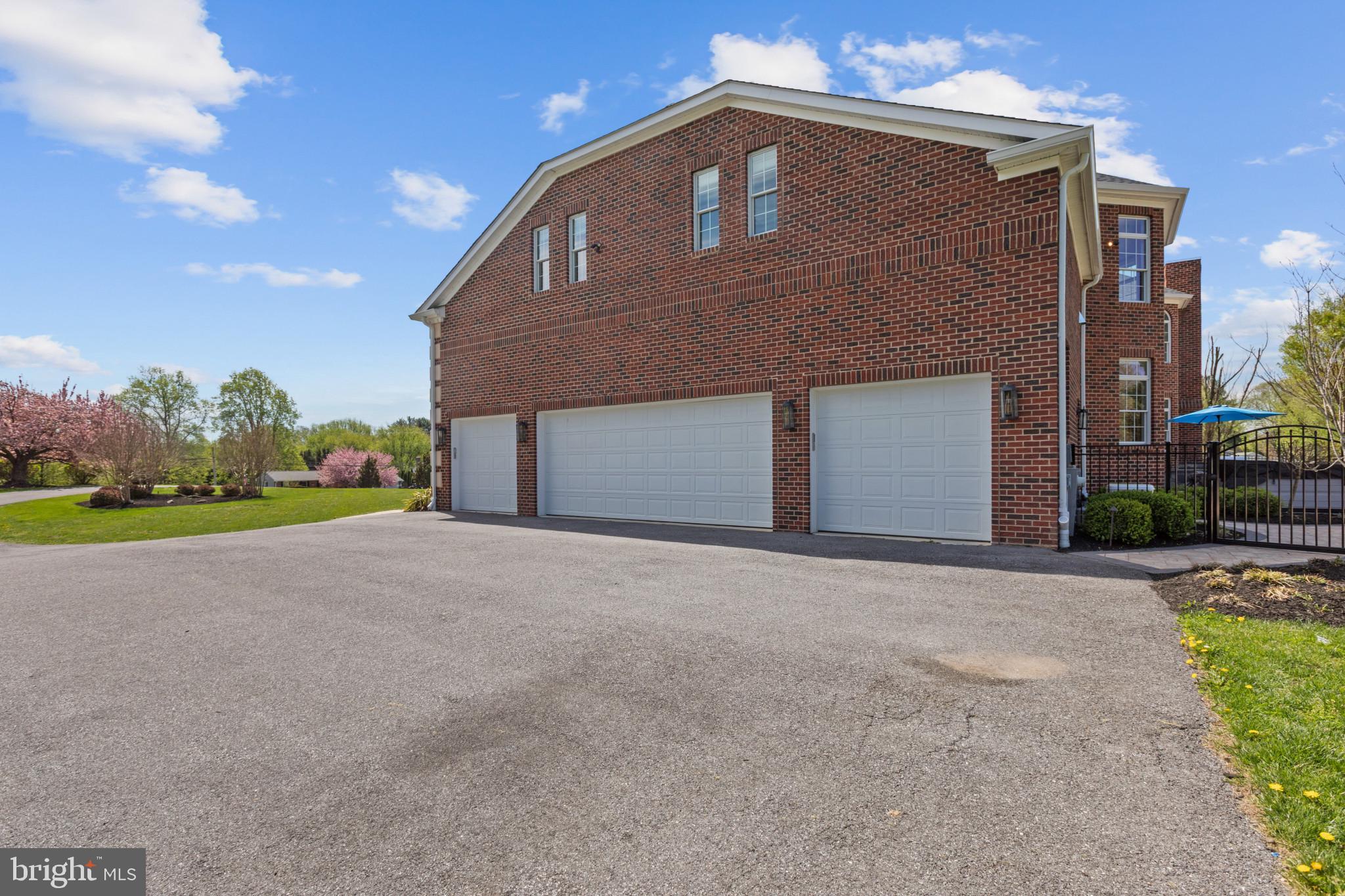 1820 Woodstock Road Woodstock, MD 21163 - Photo 117 of 122 Side Exterior and Garages