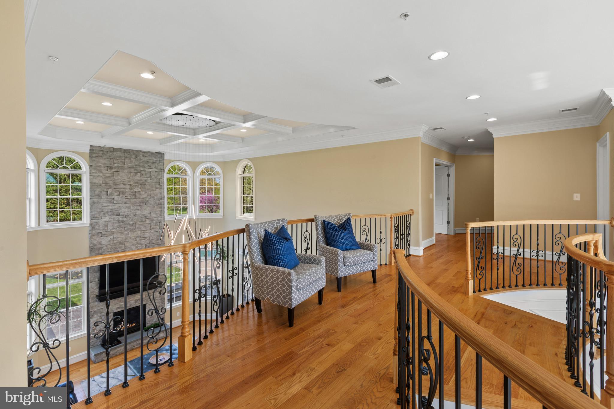 1820 Woodstock Road Woodstock, MD 21163 - Photo 39 of 122 Upper Level Hall