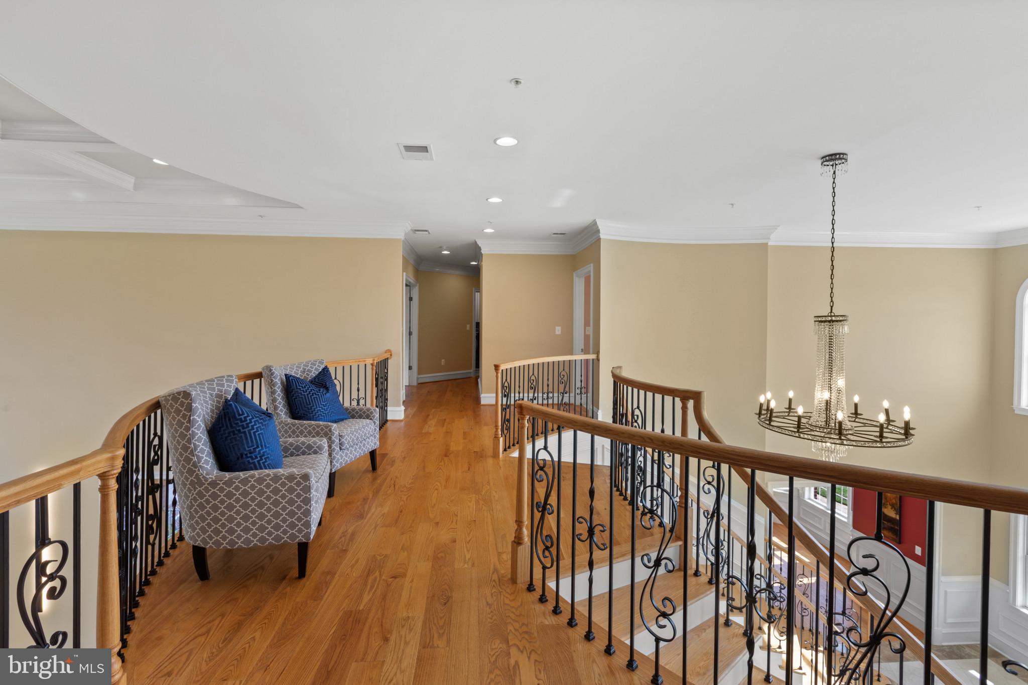 1820 Woodstock Road Woodstock, MD 21163 - Photo 40 of 122 Upper Level Hall