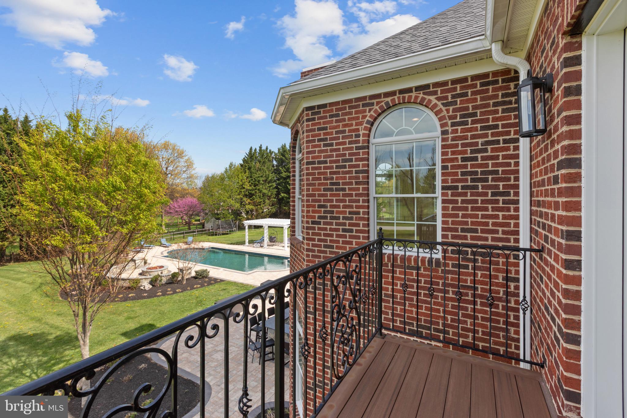 1820 Woodstock Road Woodstock, MD 21163 - Photo 86 of 122 Balcony
