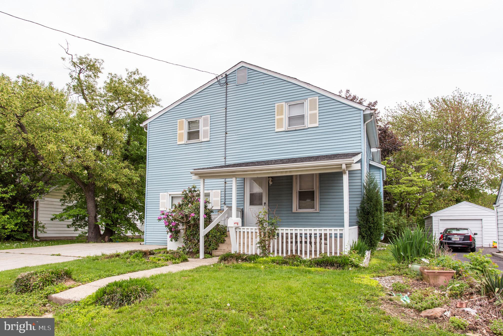 914 Providence Road Secane, PA 19018 - Photo 2 of 37