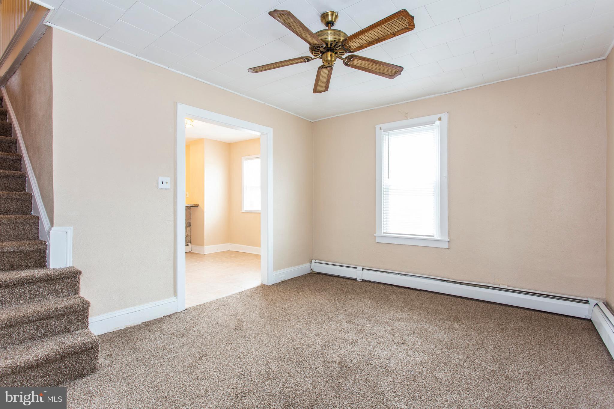 914 Providence Road Secane, PA 19018 - Photo 20 of 37