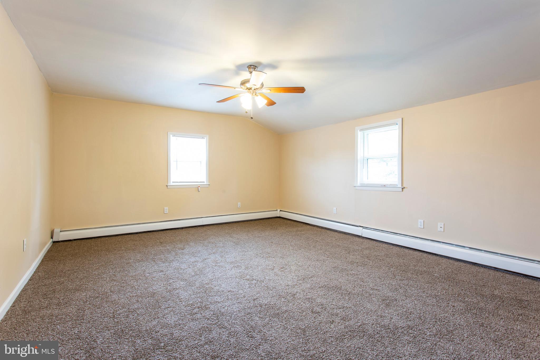 914 Providence Road Secane, PA 19018 - Photo 24 of 37