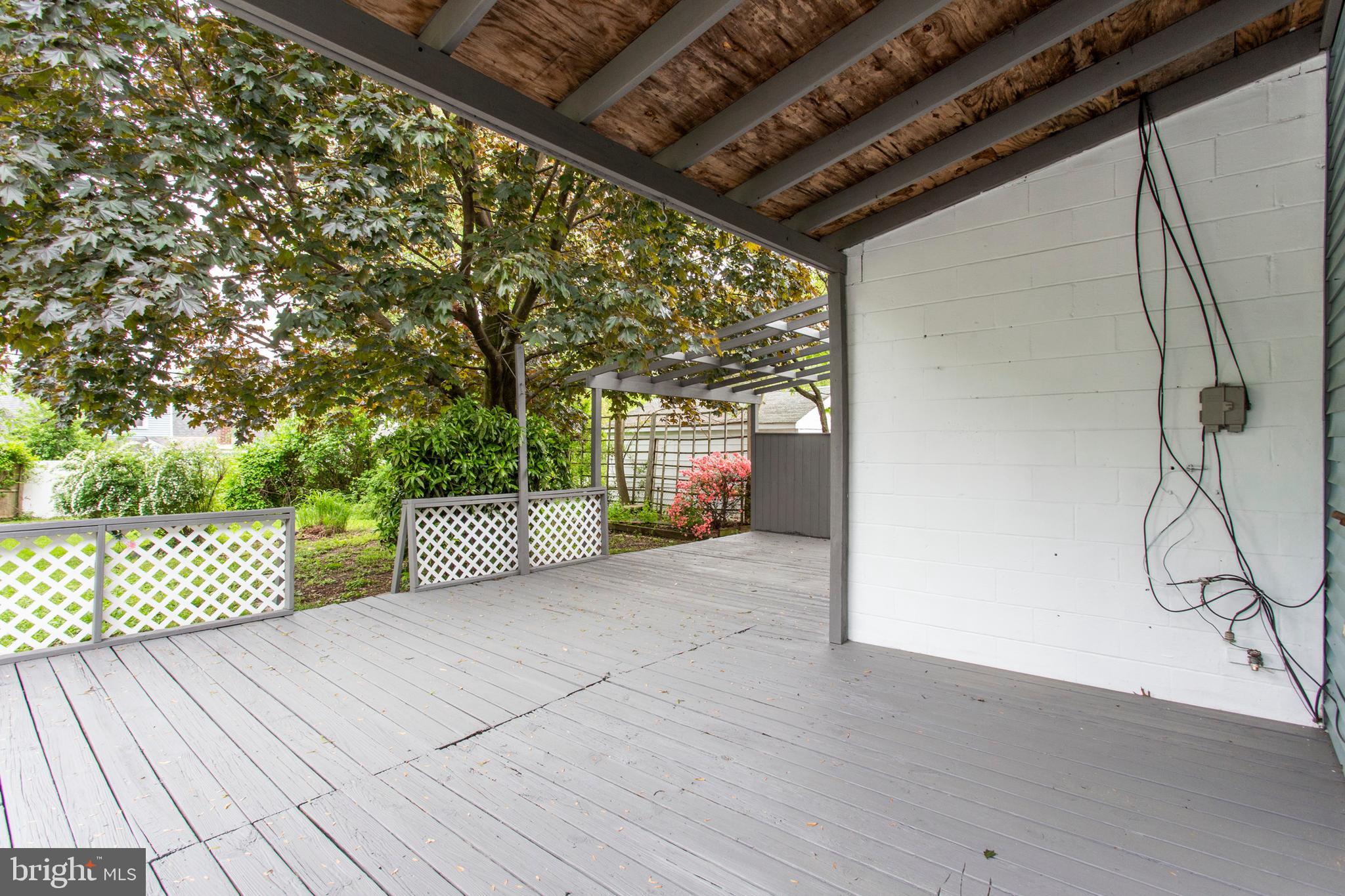 914 Providence Road Secane, PA 19018 - Photo 33 of 37