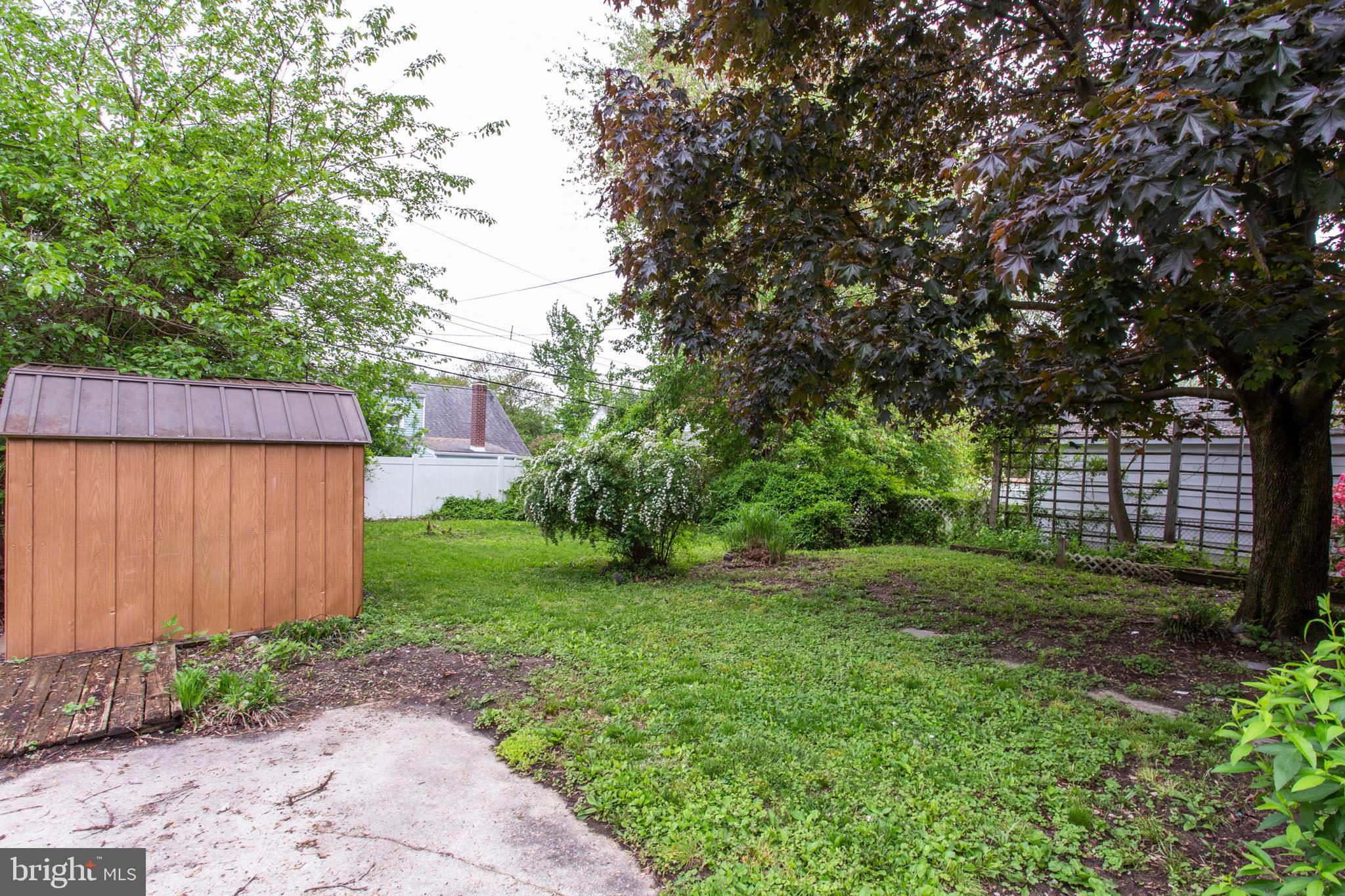 914 Providence Road Secane, PA 19018 - Photo 35 of 37