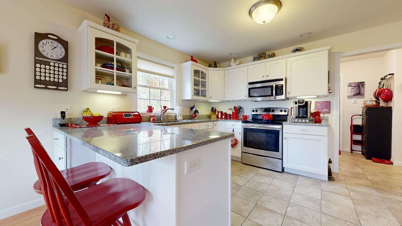 39 Kiln Road, Unit 25 Essex Junction, VT 05452 - Photo 2 of 17