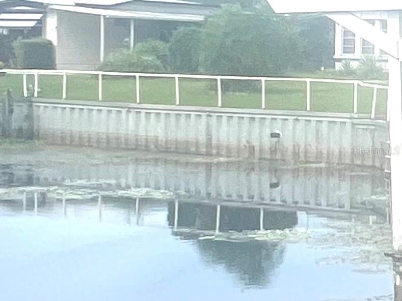240 Rue De Fontaine Tavares, FL 32778 - Photo 9 of 43 a view of a window