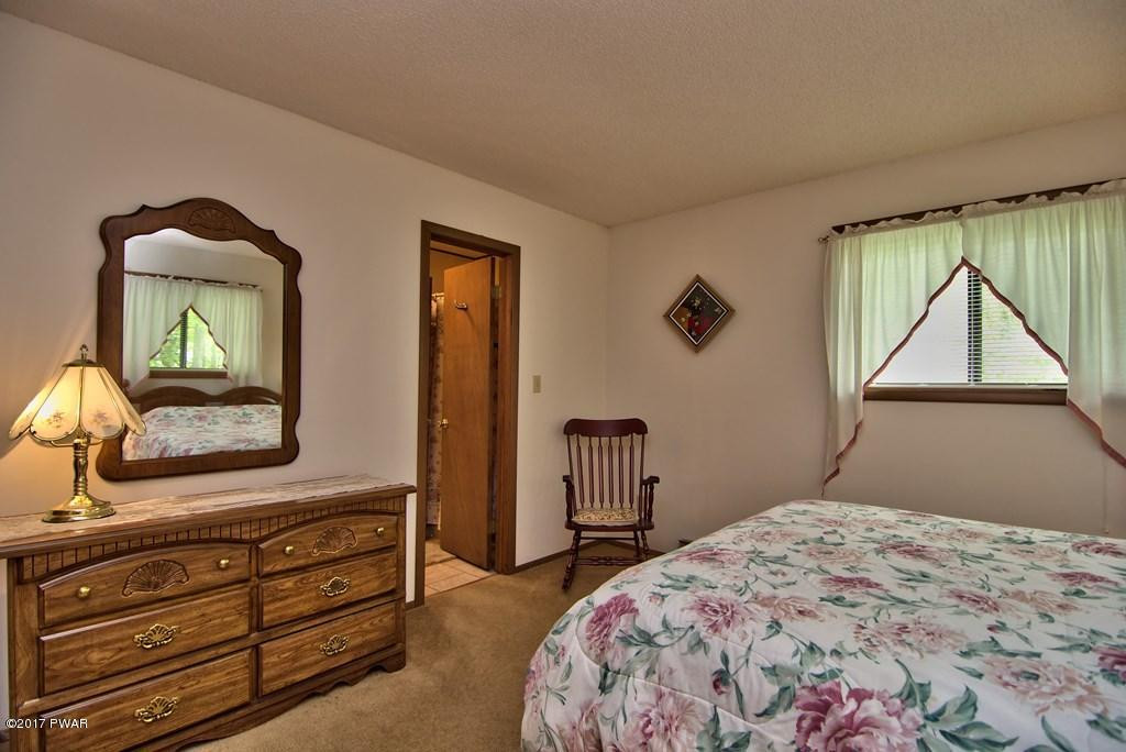 1561 Ridgeview Drive Lake Ariel, PA 18436 - Photo 22 of 26