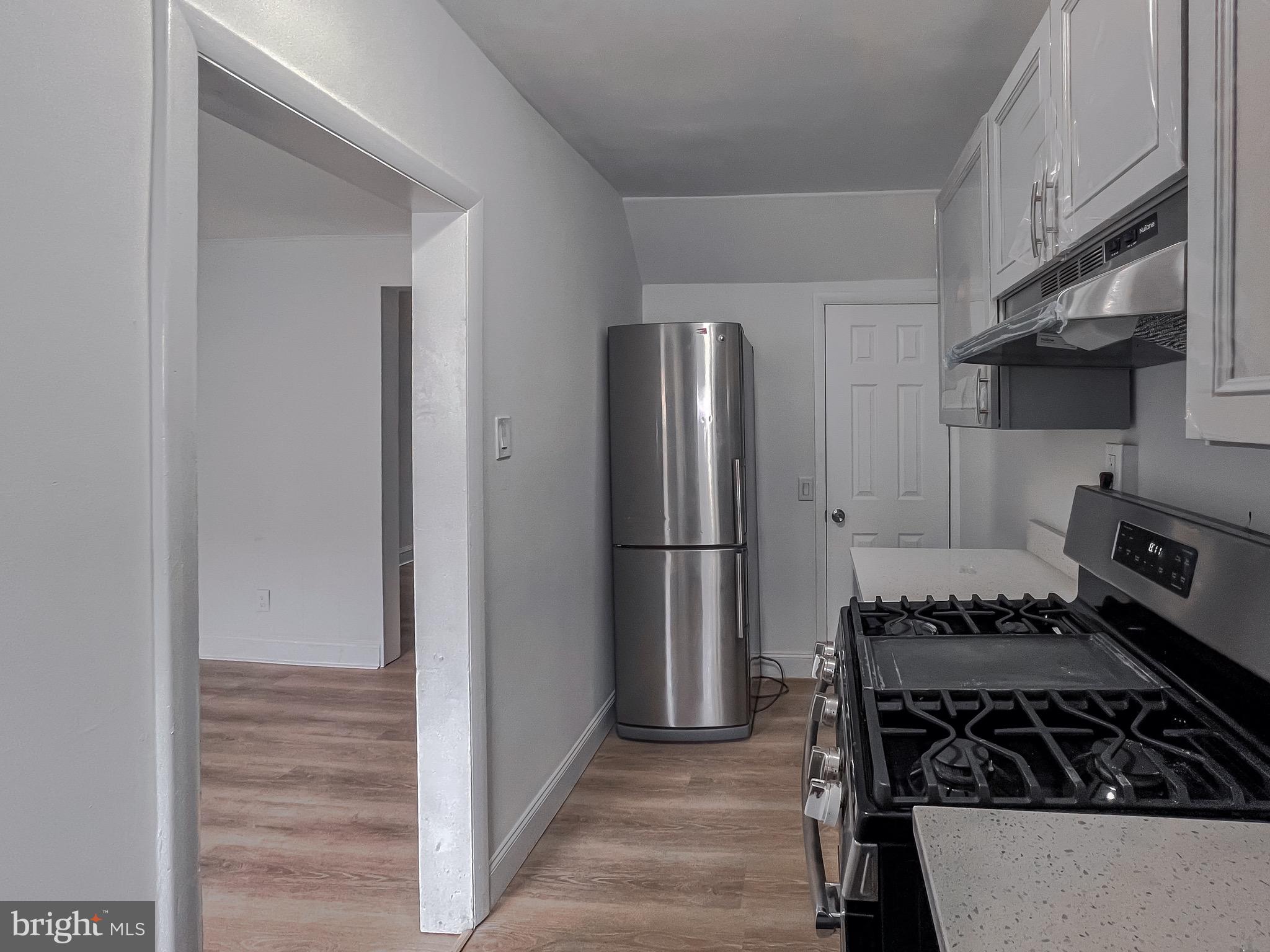 7152 Radbourne Road Upper Darby, PA 19082 - Photo 8 of 18