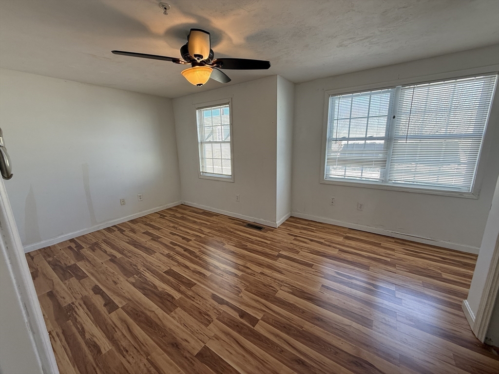 14 Watson Street, Unit 3 Lowell, MA 01852 - Photo 5 of 24